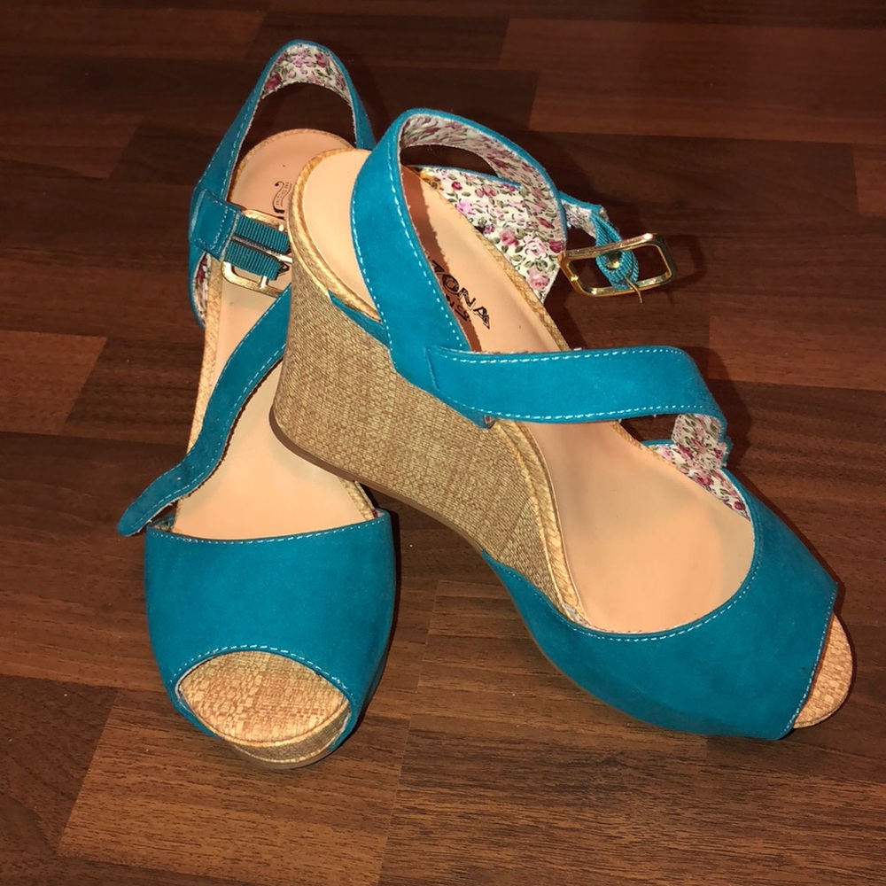 Teal Wedges